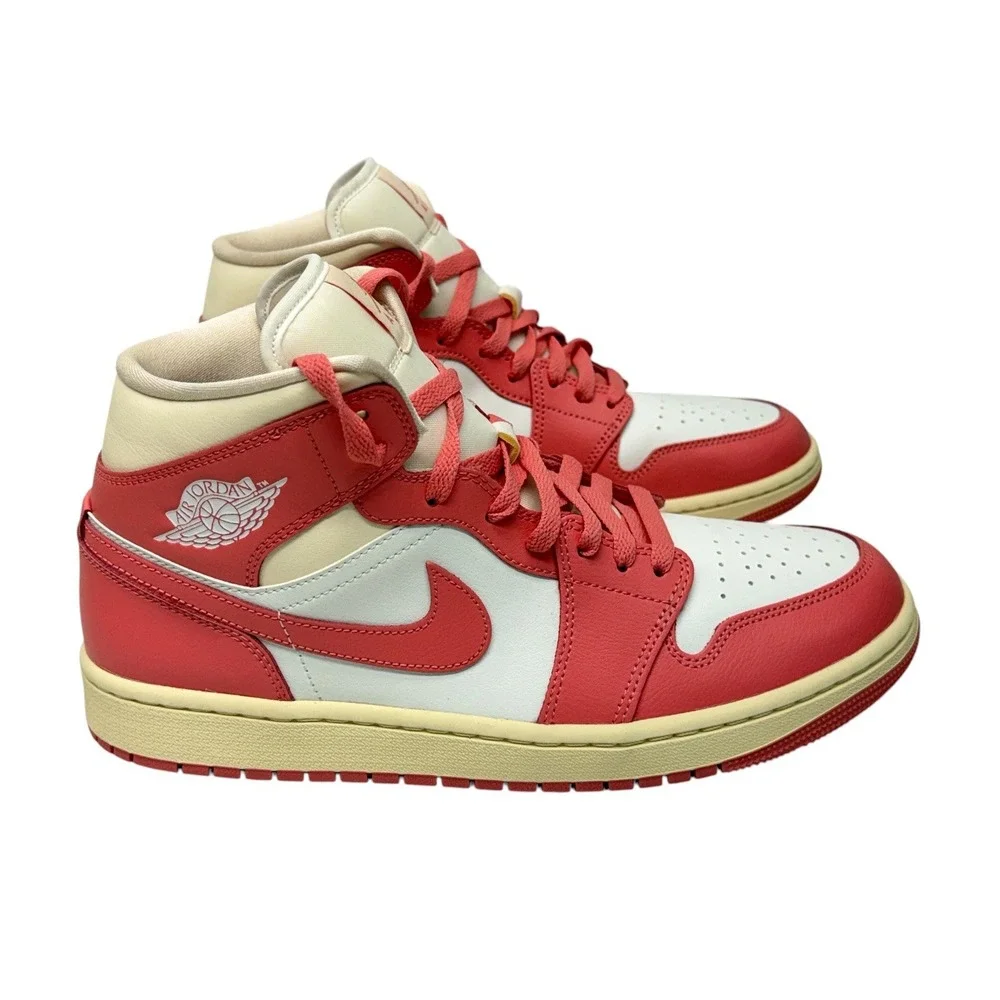 Nike Air Jordan 1 Mid Strawberries And Cream NIB Women's Size 11 / Men 9.5